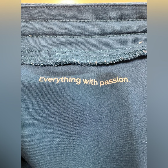 Figs Yola Wide Leg Scrub Pants Womens Size XXL Deep Reef Color Nurse Dental - Picture 7 of 11